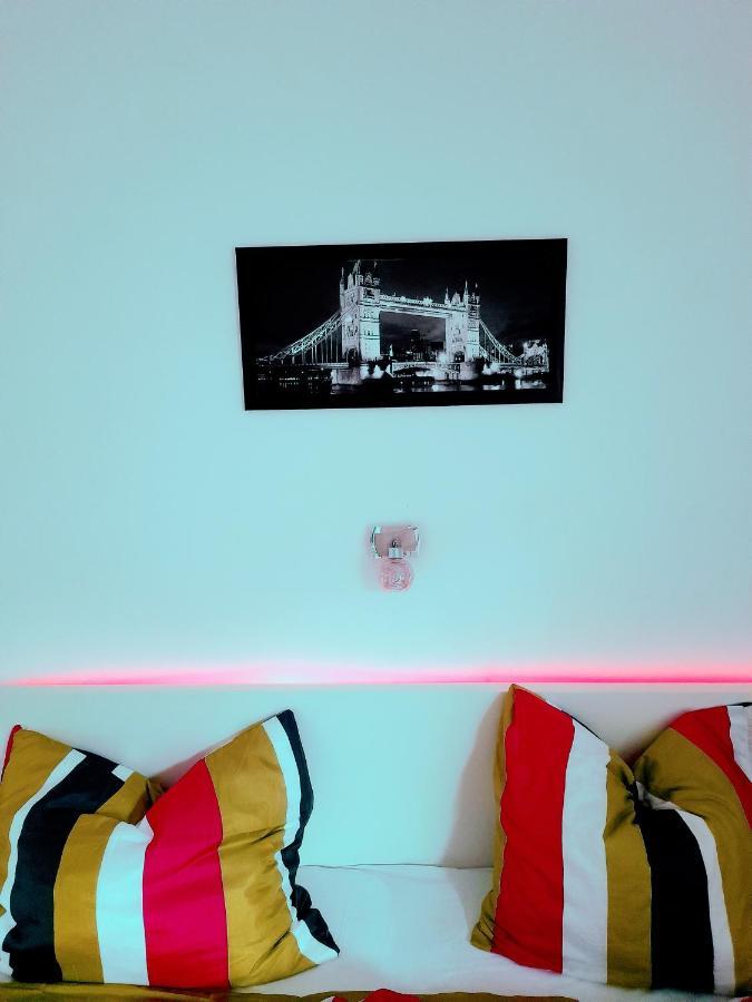 Pecs Park Apartment Exterior foto