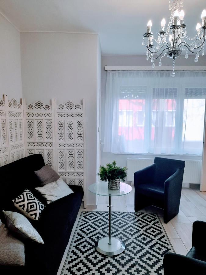 Pecs Park Apartment Exterior foto